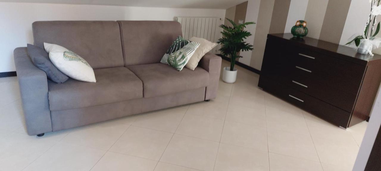 La Terrazza Dell' Angelo Apartamento Pomarico Exterior foto