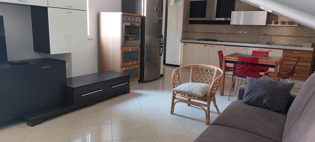 La Terrazza Dell' Angelo Apartamento Pomarico Exterior foto